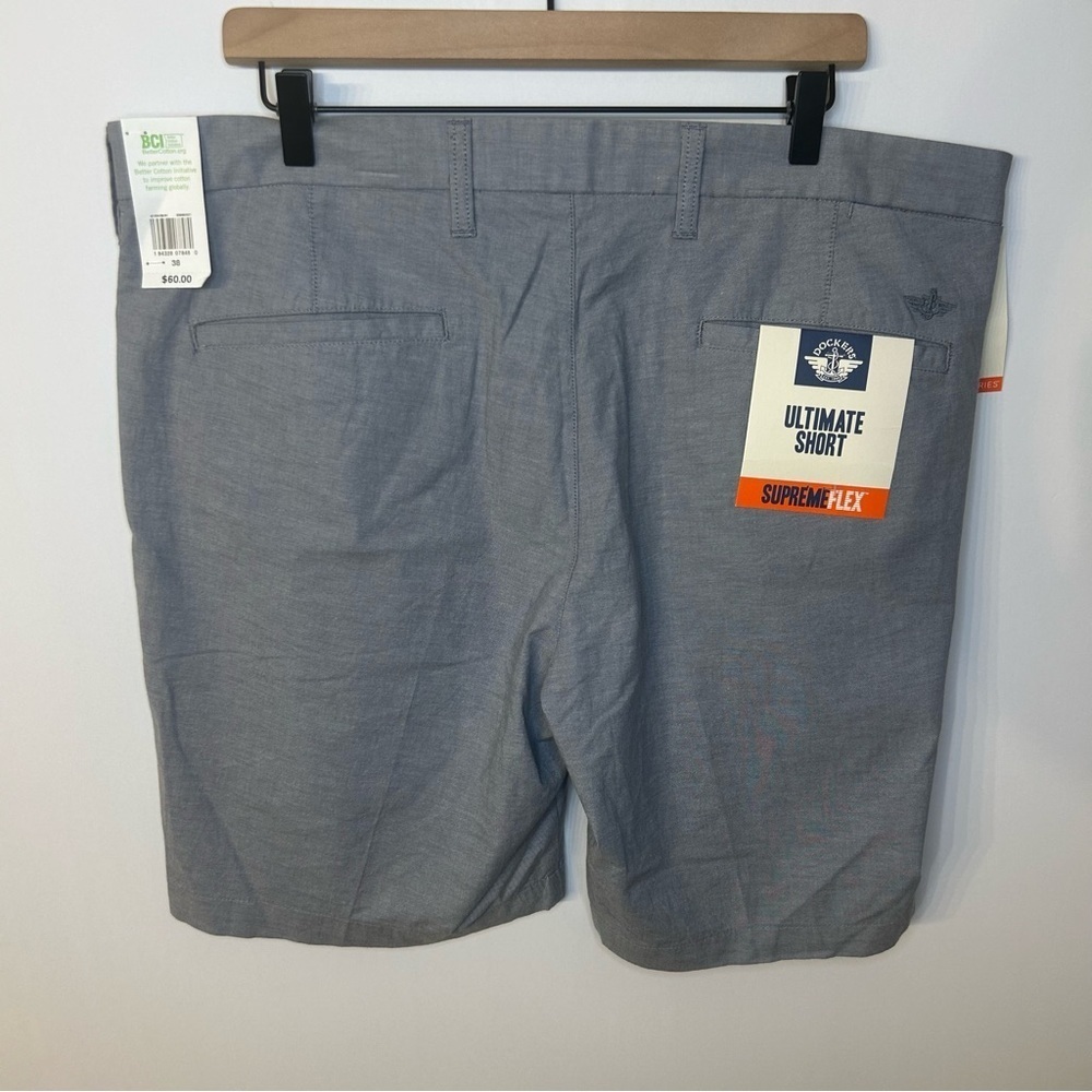 *NWT* Dockers Men’s Gray Supreme Flex Ultimate Shorts, Size 38 - Picture 4 of 9